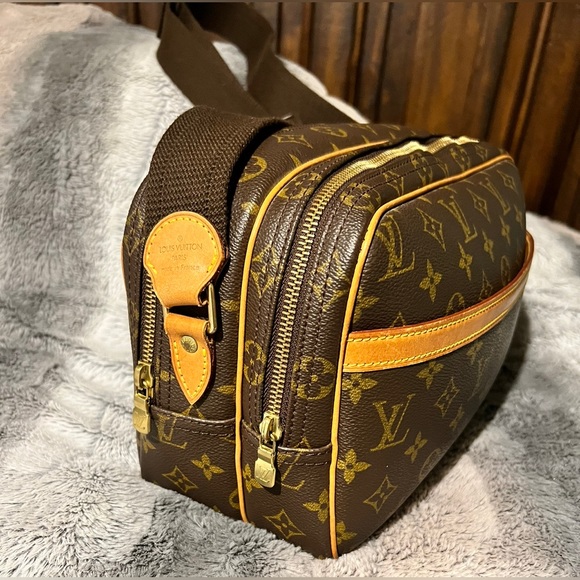 🔥SOLD🔥Louis Vuitton RePorter PM - Picture 4 of 15